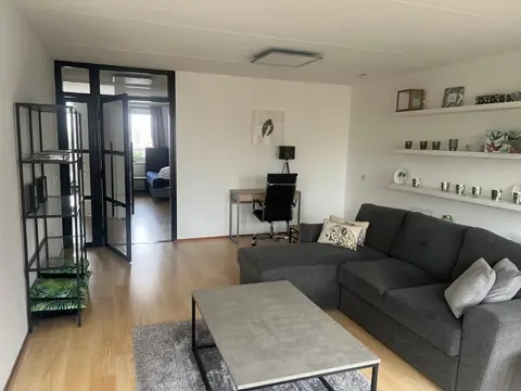 Woning aan de Waldeck Pyrmontkade te Den Haag