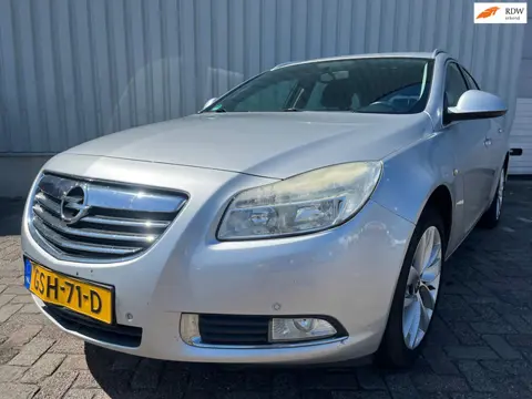 Opel INSIGNIA SPORTS TOURER 2.0 CDTI Cosmo - Motor defect