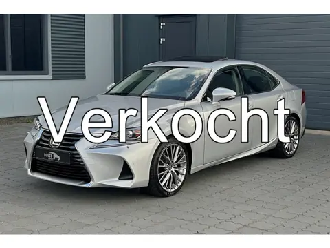 Lexus IS 300h Hybrid Sport Edition SUNROOF LEER 18"