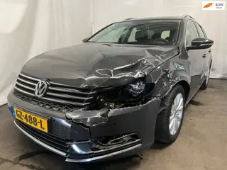 Volkswagen Passat Variant 1.4 TSI Trendline BlueMotion - Schade