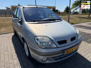 Renault Scénic 1.6-16V Air AUTOMAAT Airco/Clima Elektr pakket Nieuwe apk LM Velgen Fijne hoge instap