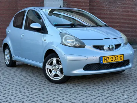 Toyota Aygo 1.0-12V +|5DRS|AIRCO|NAVI|INRUILKOOPJE