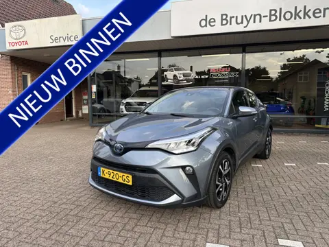 Toyota C-HR 2.0 Hybrid Dynamic parkeercamera, climate- en cruise control, afneembare trekhaak, origi