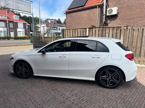 Mercedes-Benz A-klasse 180 Business Solution AMG