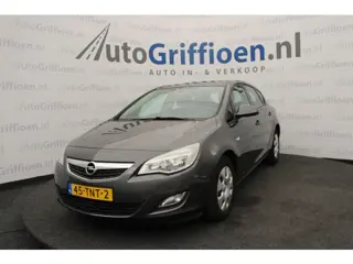 Opel Astra 1.4 Business Edition nette 5-deurs met airco