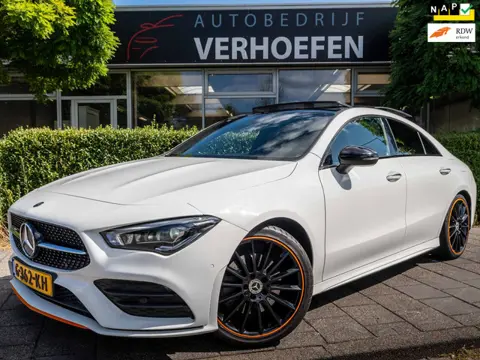 Mercedes-Benz CLA-klasse 220 d Premium Plus - PANORAMADAK - APPLECARPLAY - MASSAGE - AMG-LINE - STOE