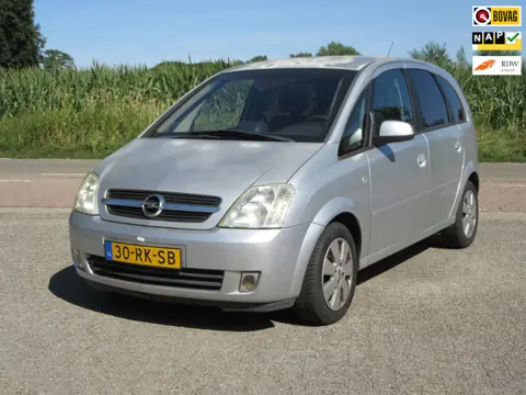 Opel Meriva 1.8-16V Cosmo + Trekhaak