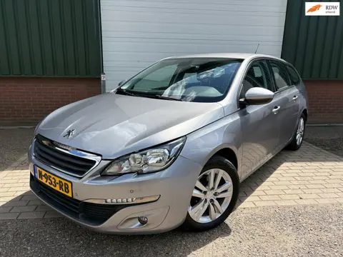 Peugeot 308 SW 1.2 PureTech|Klimaat/Stoelverwarming/Trekhaak