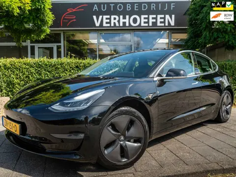 Tesla Model 3 Premium Long Range RWD 78 kWh - STOEL VERW - 360 CAMERA - AUTOPILOT BETA - ZWART LEDER