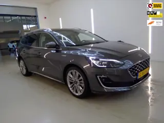 Ford Focus Wagon 1.5 EcoBoost 150PK Vignale+Led+Volleder+Navigatie+Pano-dak+Camera+BO-Sound+18"LMV =