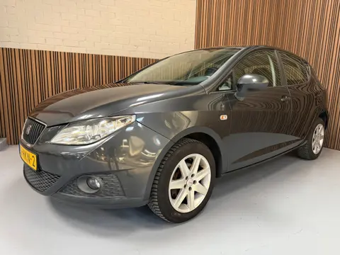 Seat Ibiza 1.6 Sport-up 5drs, rijdt en schakelt goed, met APK en trekhaak