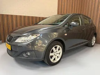 Seat Ibiza 1.6 Sport-up 5drs, rijdt en schakelt goed, met APK en trekhaak