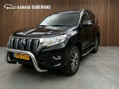 Toyota Land Cruiser 150 2.8 D-4D-F Professional High Roof Blind Van 204PK LEDER ETC