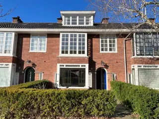 Woning aan de Mr. Rendorplaan te Amstelveen