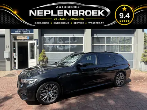 BMW 3 Serie Touring 330e Business Edition Plus Bj 2022 292PK | M-pakket | Full led | Carplay | Trekh