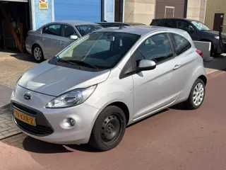 Ford Ka 1.2 Titanium bij. 2010 NAP 58.832km Leuke auto met een koude airco.