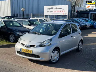 Toyota Aygo 1.0-12V/stuurbekrachtiging/Navi/Carplay/Nap/Apk/3 Maanden Garantie