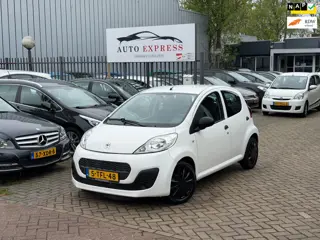 Peugeot 107 1.0 Access Accent/Airco/Stuurbekrachtiging/Abs/Nap/Apk/2 sleutels aanwezig/3 Maanden Gar