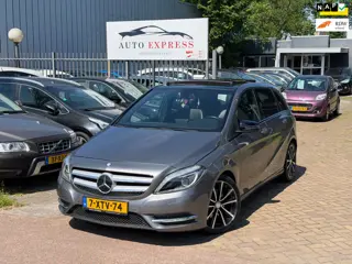 Mercedes-Benz B-klasse 180 Ambition Aut/Pano Dak/Xzenon/Navi/stoelverwarming/Terekhaak/Nap/6Maanden 