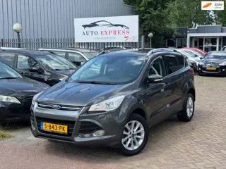 Ford Kuga 1.5 Titanium Styling Pack/Navi/Cruise/Stoelverwarming/Trekhaak/Nieuw Apk/volledig onderhou