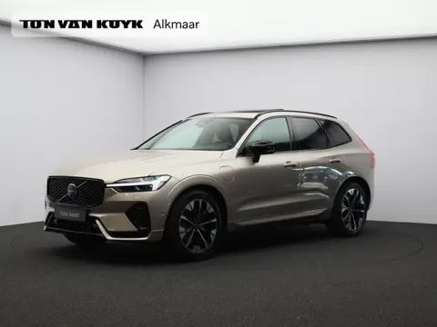 Volvo XC60 2.0 T6 Plug-in hybrid AWD Ultra Dark / Trekhaak / Luchtvering / 360 Camera / Head-up Disp
