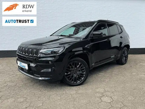 Jeep Compass 4xe 240 Plug-in S PANODAK l ALPINE l FULL BLACK!