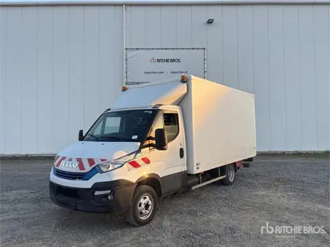 Iveco Daily 35C14 CNG 4x2 Van Truck (bj 2018)