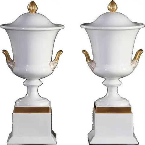 Stel van 2 grote deksel coupes wit porselein met goud Rosenthal ca 1910