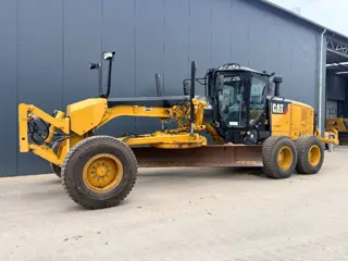 Cat 140M3 (bj 2015)