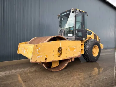 Cat CS74 (bj 2010)