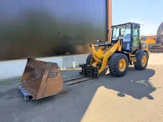Cat 908M | NEW TYRES (bj 2017)