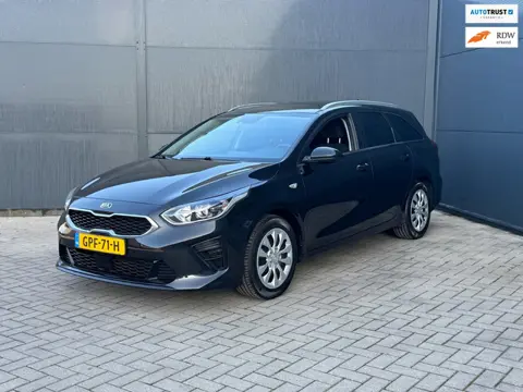 Kia Ceed Sportswagon 1.0 T-GDi Facelift / Camera / Navi / Carplay