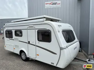 Eriba Feeling 425 Mover/Thule luifel