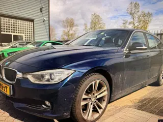 BMW 3-serie Touring 320i xDrive | MOTOR PROBLEEM | EXPORT | HANDEL |
