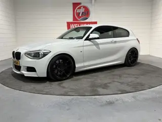 BMW 1-serie M135i High Executive, Stage 1, 400 pk, Handbak, Nwe lagerschalen, Alcantara stuur, Keuri