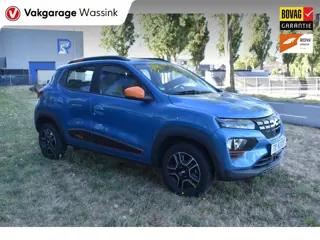 Dacia Spring Essential 27 kWh vol electric navigatie pdc