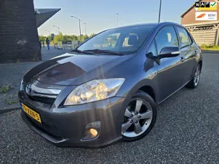 Toyota Auris 1.8 Full Hybrid Dynamic Business GARANTIE