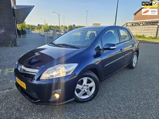 Toyota Auris 1.8 Full Hybrid Aspiration GARANTIE