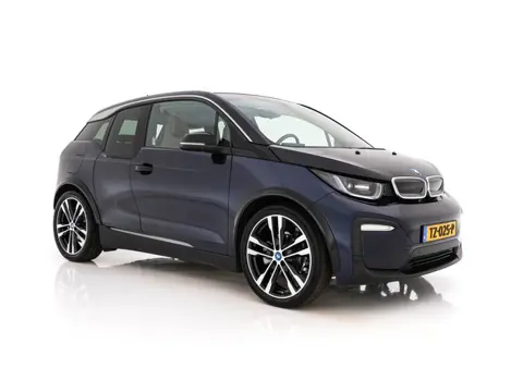 BMW i3 Basis 120Ah 42 kWh [3-Fase-11kW] {SoH-95%} *HEAT-PUMP | LEATHER-FABRIC | FULL-LED | HARMAN/KA