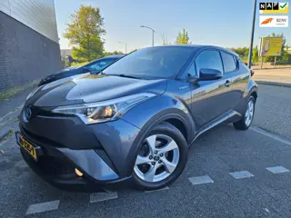 Toyota C-HR 1.8 Hybrid Dynamic GARANTIE