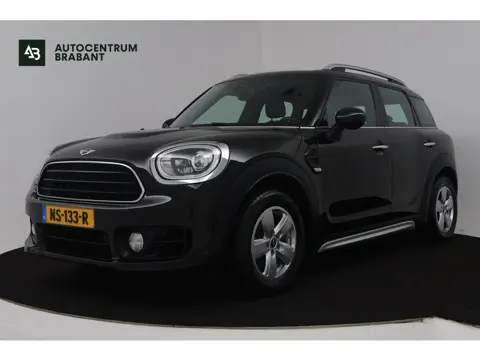MINI Countryman 1.5 Cooper Salt (STOELVERWARMING, NAVIGATIE, CRUISE CONTROL, PARKEERSENSOREN)