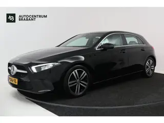 Mercedes-Benz A-Klasse 180 Business Solution Luxury (STOELVERWARMING, SFEERVERLICHTING, NAVIGATIE, C