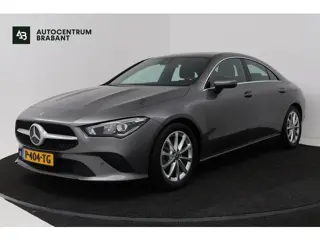 Mercedes-Benz CLA-Klasse 180 Business Line (STOELVERWARMING, NAVIGATIE, CAMERA, PARKEERSENSOREN)
