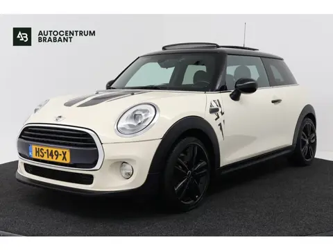 MINI Cooper 1.5 Chili (PANORAMADAK, GROOT-NAVIGATIE, LED, SPORSTOELEN, CLIMA, DEALER ONDERHOUDEN)