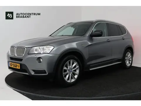 BMW X3 XDrive35i High Executive (STOELVERWARMING, GROOT-NAVIGATIE, TREKHAAK, CAMERA, PDC, MEMORY