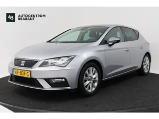 SEAT Leon 1.0 EcoTSI Style Business Intense (TREKHAAK, CARPLAY, PARKEERSENSOREN, NAVI, CRUISE)