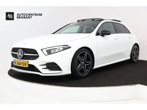 Mercedes-Benz A-Klasse 180 Business Solution AMG (PANORAMADAK, STOELVERWARMING, PDC, CAMERA, NAVIGAT