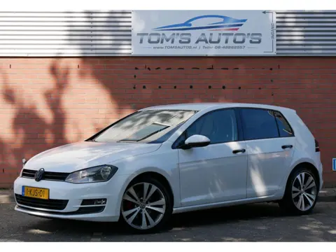 Volkswagen Golf 1.2 TSI Trendline. led. cruise. distributie vervangen.