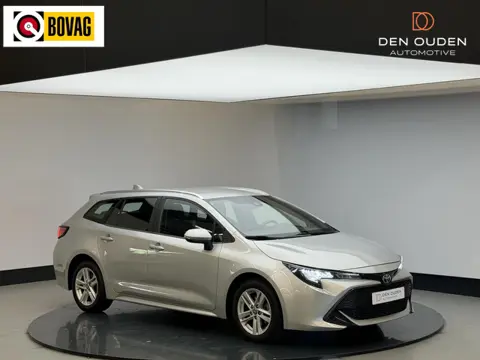 Toyota Corolla Touring Sports 1.8 Hybrid Active | Cam achter | Trekhaak | All season banden | NL aut