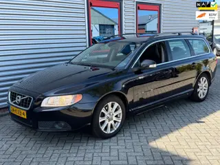 Volvo V70 2.4D Momentum D5 Automaat